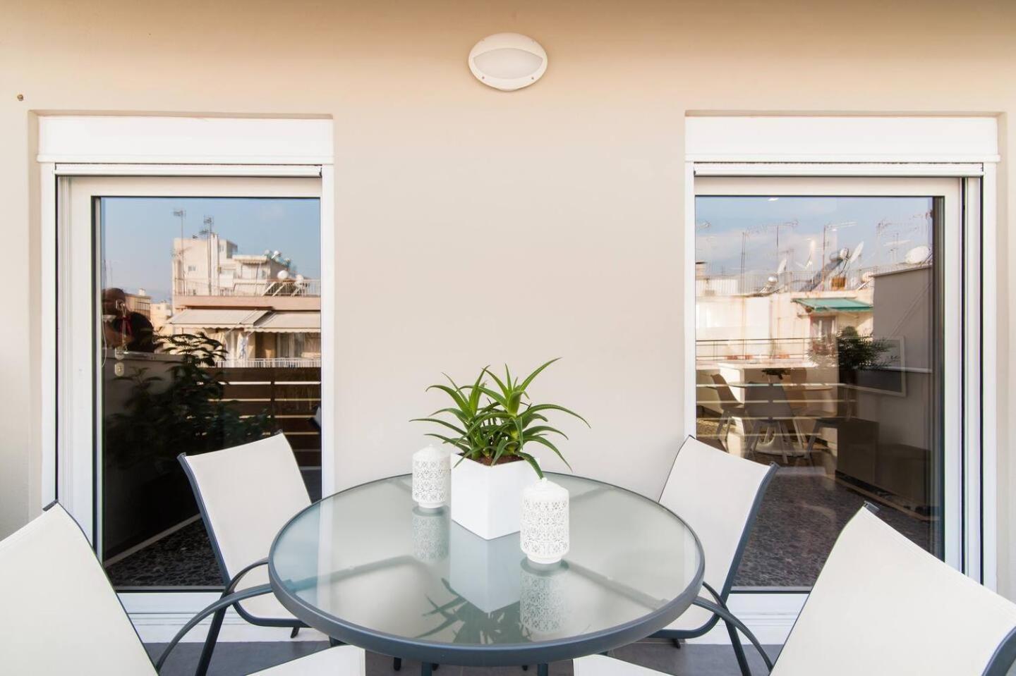 Ma Maison Nο 1, Penthouse, Acropolis And Lycabettus View, Ultra High Speed Internet 300 Mbps, 15' To Acropolis By Metro, 1' From Metro Station アテネ エクステリア 写真