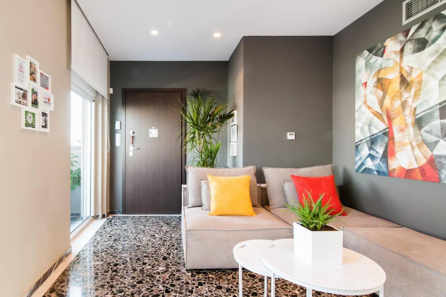 Ma Maison Nο 1, Penthouse, Acropolis And Lycabettus View, Ultra High Speed Internet 300 Mbps, 15' To Acropolis By Metro, 1' From Metro Station アテネ エクステリア 写真